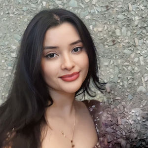 Meet your Posher, Celeste